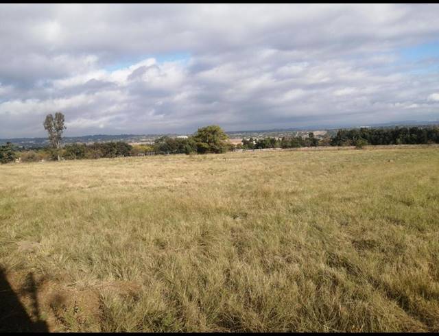 LAND FOR SALE IN BRIDLE PARK